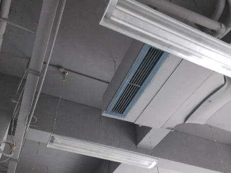 中央空调噪音是怎样造成，怎样解决？